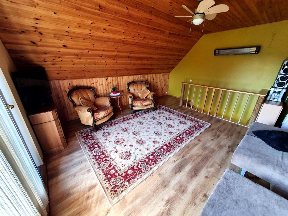 Brivdienu Maja Amrai Ventspils Bagian luar foto